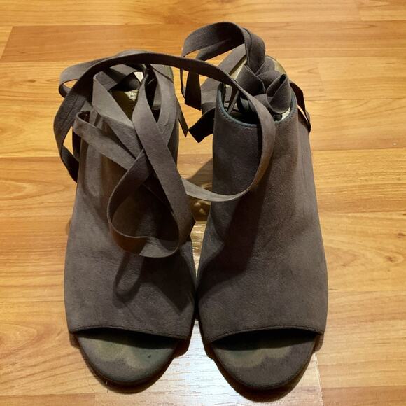 Bamboo shoes with laces - Picture 2 of 2